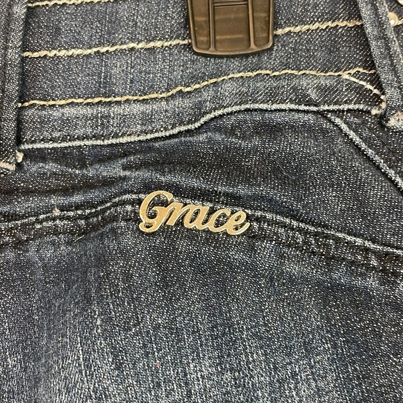 Grace in LA Low Rise Embellished Waisted Jeans. Waist Size 30. Junior Size 11/12 - Picture 11 of 15